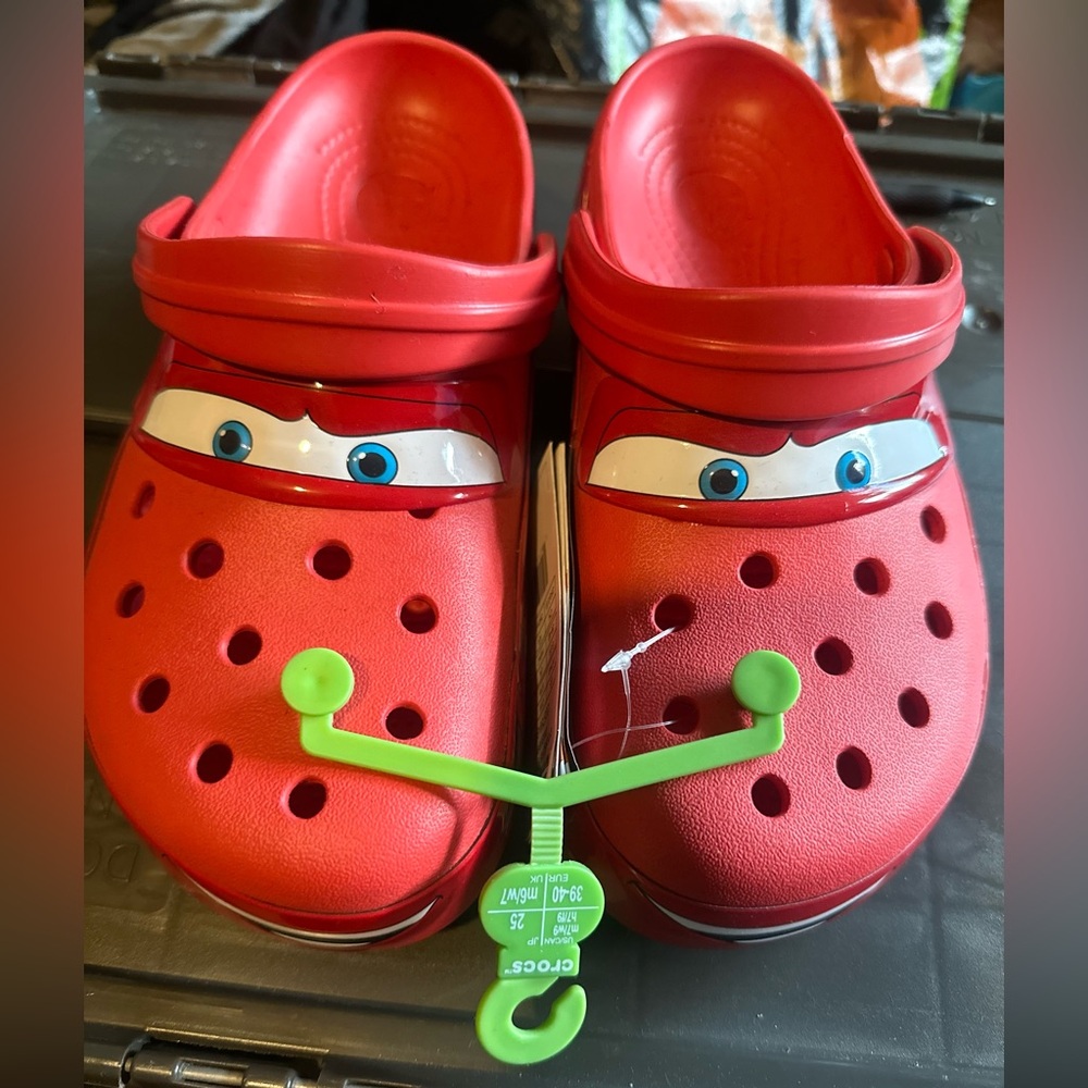 CROCS Red Lightning McQueen M7/W9
